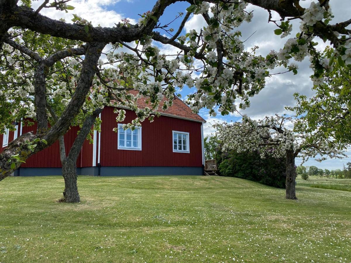 Stubbet - Charming - Newly Remade Villa Vadstena Exterior foto
